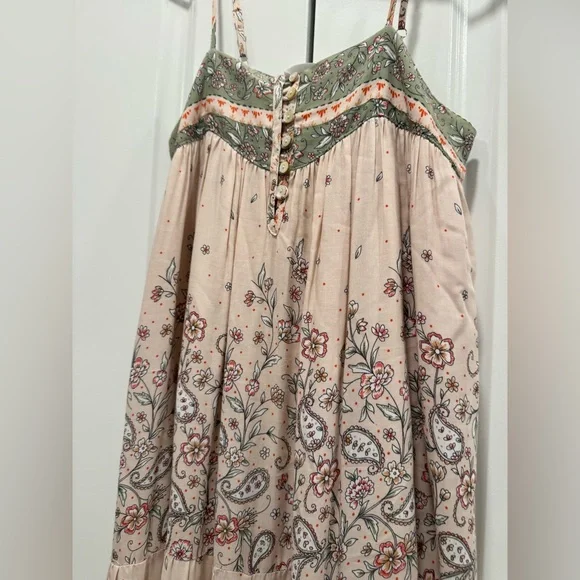 Floral Maxi Dress in Cream and Green - Picture 5 of 9